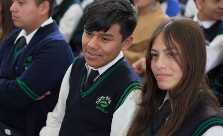 Michoacán, primer estado del país que dotará Internet gratuito a estudiantes de prepa y universidad: Iemsysem.