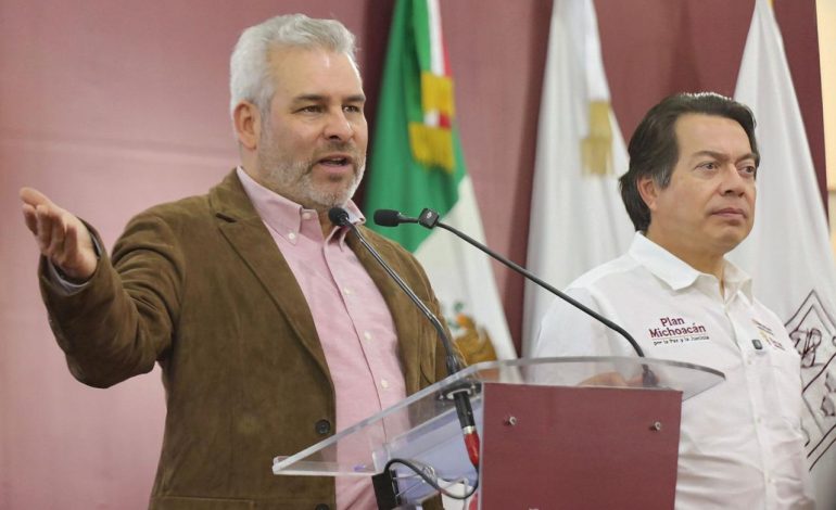 Michoacán garantiza educación con inversión federal de 4 mil 410 mdp en becas: Bedolla.