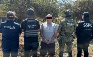 Con apoyo de SSP, detienen en Morelos a presunto responsable del homicidio de una familia de Morelia.
<br>