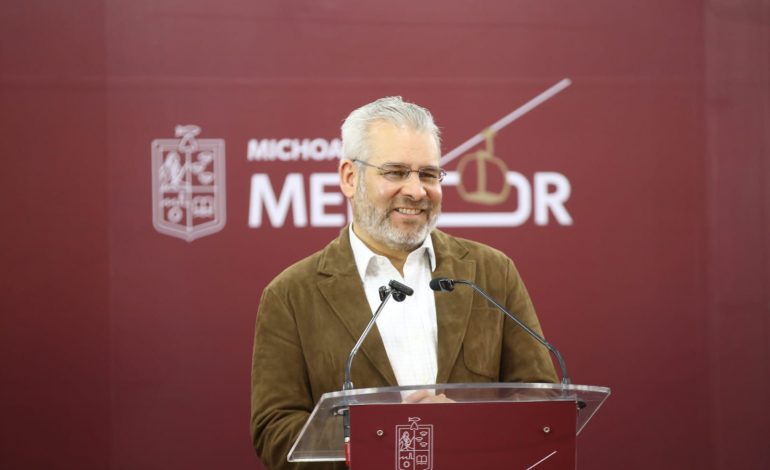 Avanza proceso de Indicación Geográfica para proteger al aguacate michoacano: Bedolla