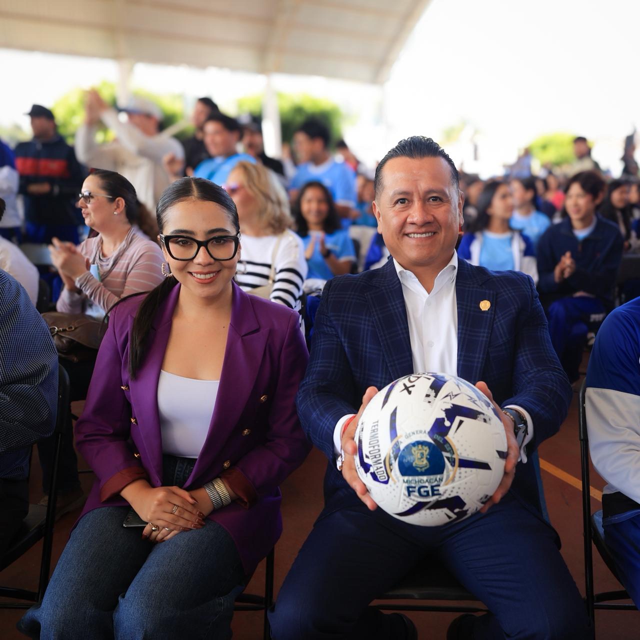 “La prevención digital es clave para proteger a nuestra niñez”: Fiscal de Michoacán en Ario