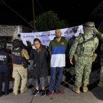 FGE con apoyo de SSP y DEFENSA ejecuta cateo en Uruapan; aseguran droga y detienen a dos personas