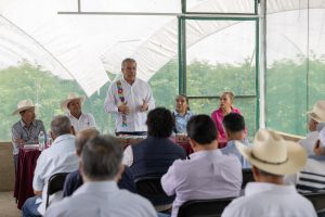 Firme Morón en su compromiso por impulsar el campo michoacano