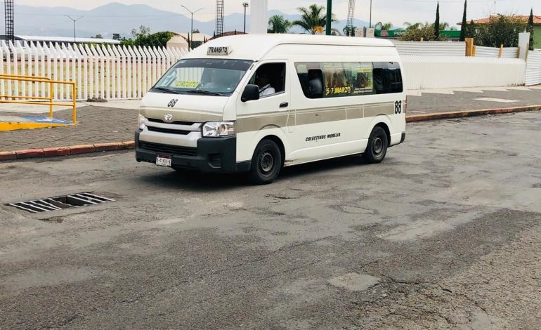 Servicio de transporte público se reanuda de manera gradual en Michoacán
