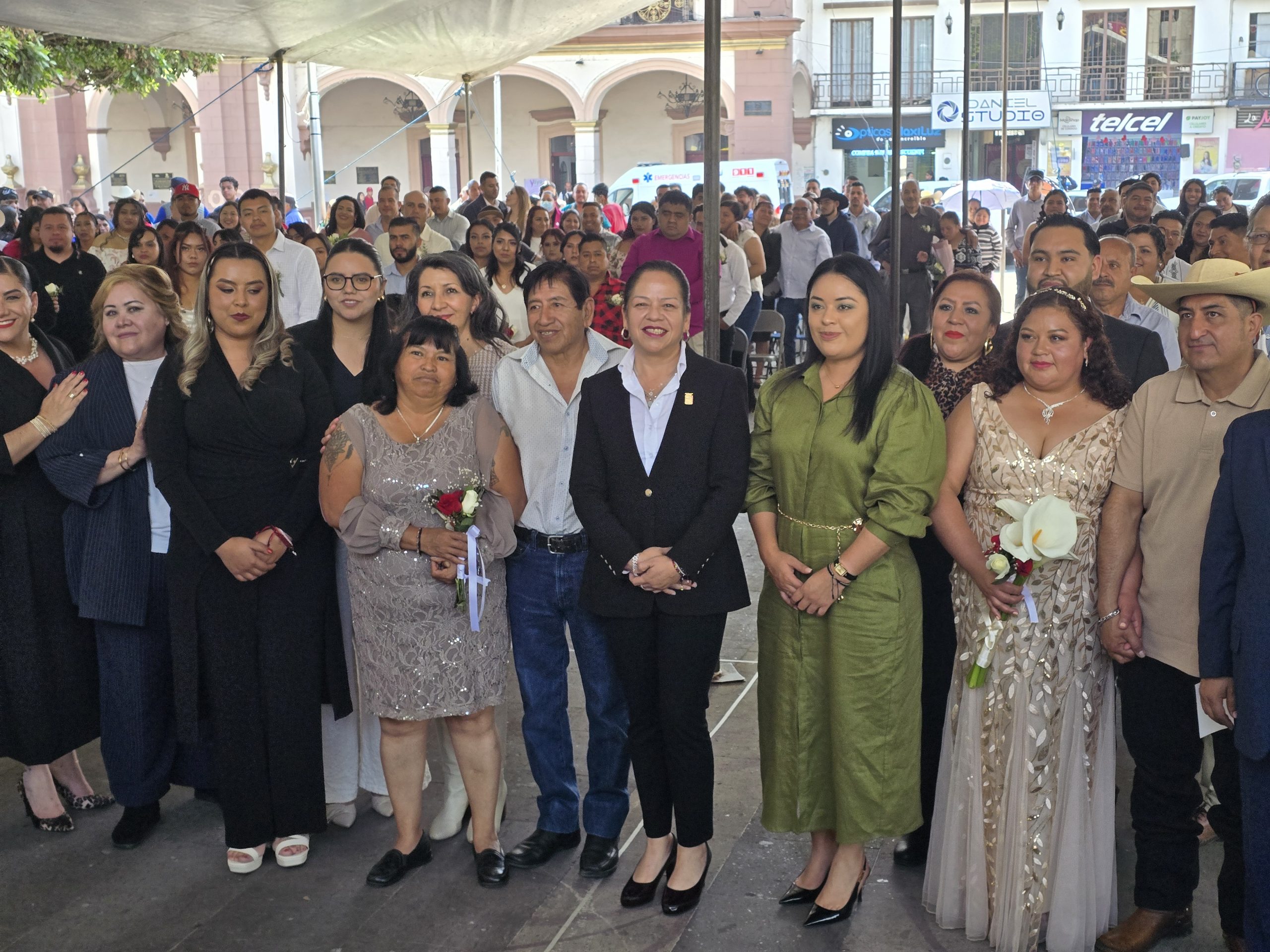 Presidió la Presidenta Municipal de Hidalgo, Jeovana Alcántar, la ceremonia de Matrimonios Colectivos “¿Te quieres casar conmigo? 2026”