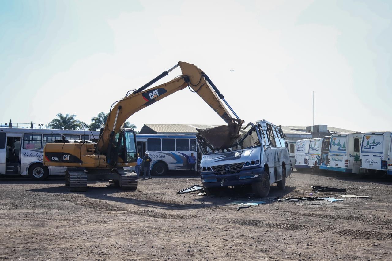 Unidades destruidas en Uruapan ya no eran seguras para transporte público: ITransporte