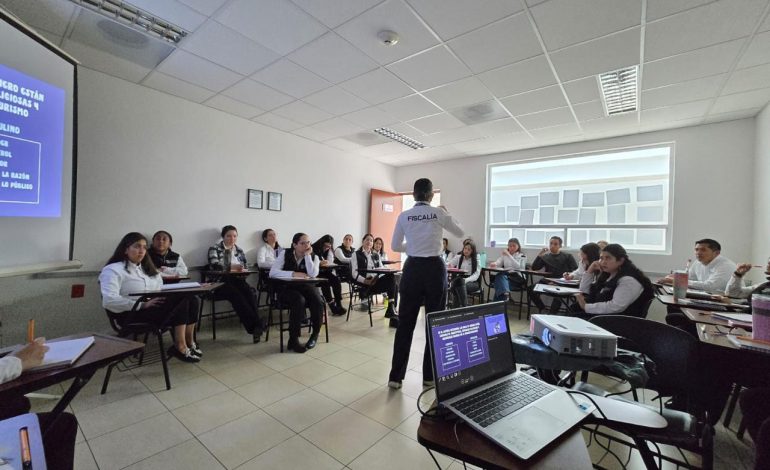 CJIM impulsa perspectiva de género ante personal del C3 Michoacán