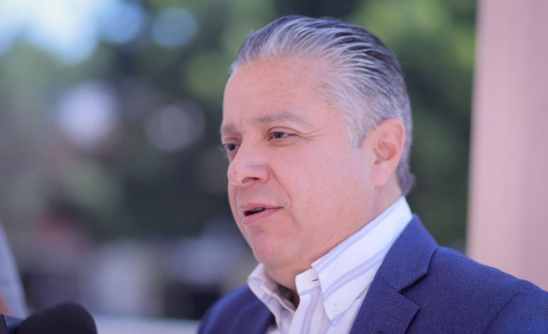 Internet gratuito para todos; 12,500 estudiantes se registran el primer día al programa DATA: Luis Navarro