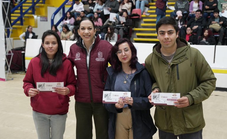 Avanza en Michoacán la entrega de tarjetas de la Beca Gertrudis Bocanegra: Iemsysem