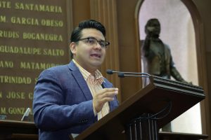 Toño Carreño presenta iniciativa que busca que el presupuesto municipal se cumpla tal y como lo aprueba la Ciudadanía