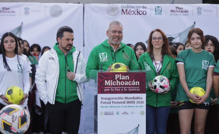 Bedolla da patada inicial al Mundialito Futsal Femenil para cazar talentos en Michoacán