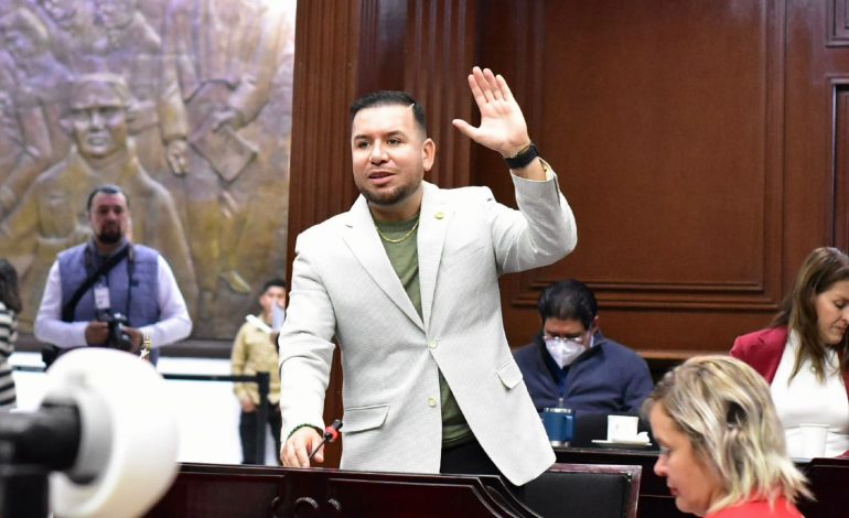 Comisión Coordinadora Estatal del PT respalda continuidad de Reyes Galindo como Coordinador del Grupo Parlamentario