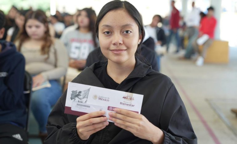 Avanza al 89 % la entrega de tarjetas de la Beca Gertrudis Bocanegra en Michoacán