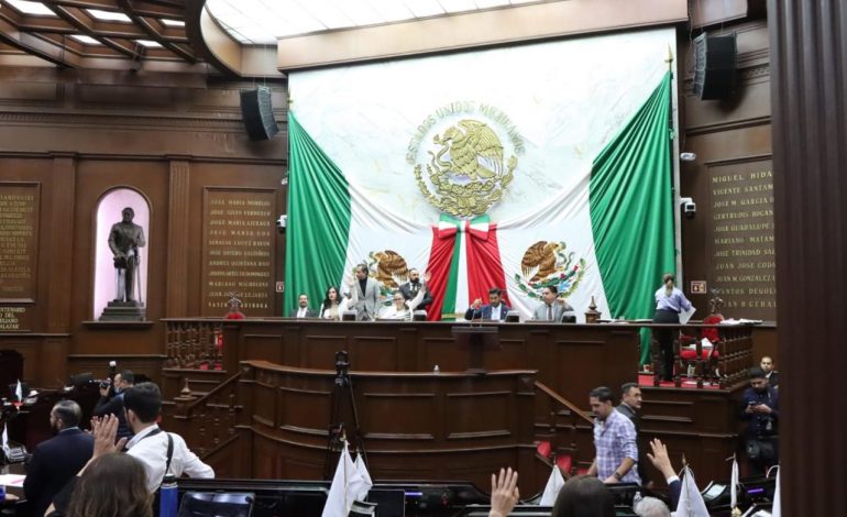 El nombre de Amalia Solorzano Bravo será inscrito en el muro de honor del Palacio Legislativo de Michoacán