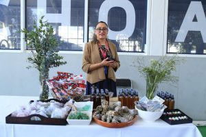 Impulsa FGE bazar interno para fortalecer emprendimientos del personal