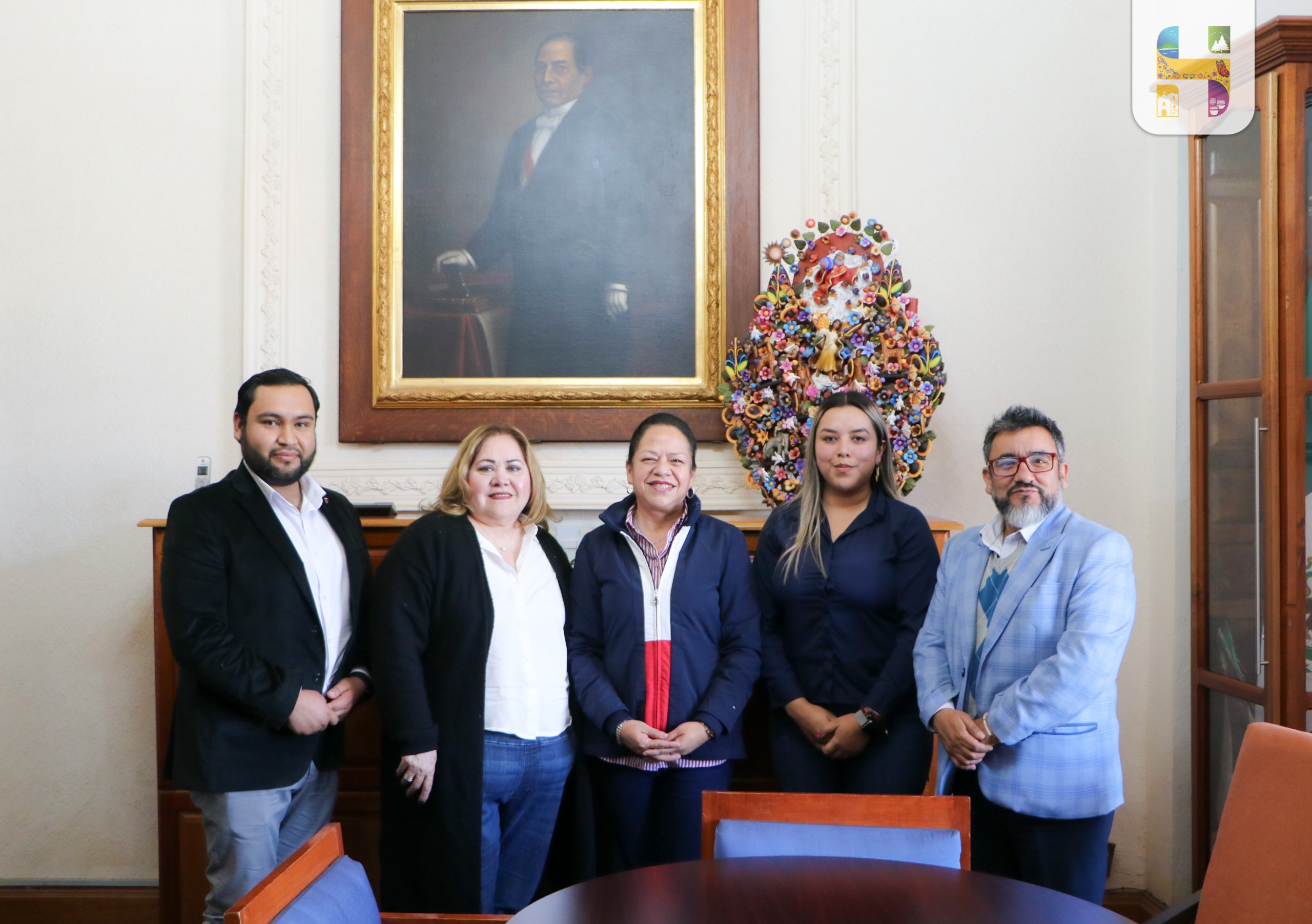 a Presidenta Municipal de Hidalgo, Jeovana Alcántar, recibió en su despacho de Palacio Municipal a los Oficiales del Registro Civil de Ciudad Hidalgo, San Antonio Villalongín, Agostitlán e Irimbo
