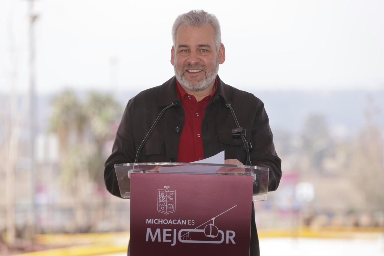 Ampliación de Av. Amalia Solórzano beneficia a más de 6 mil estudiantes y 2 mil docentes: Bedolla.
