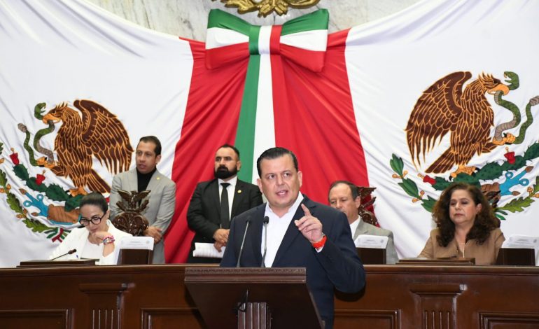 Justicia para víctimas de fraudes de financieras automotrices: Memo Valencia