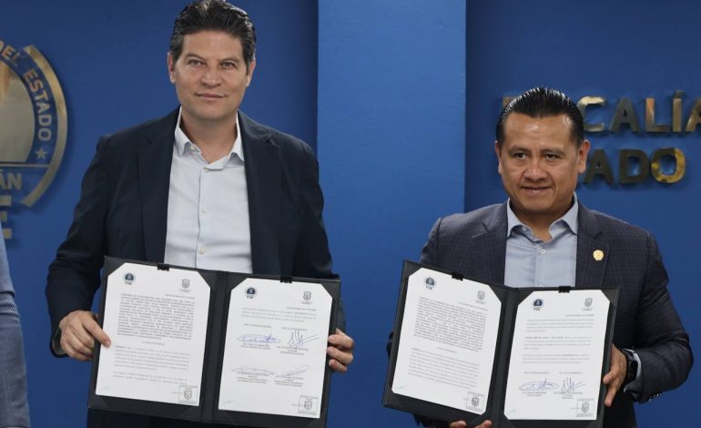 FGE y Ayuntamiento de Morelia fortalecen investigación, búsqueda de personas y denuncias en línea con firma de tres convenios.