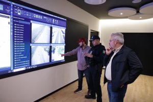 Desde el C5i, Bedolla mantiene mesa de seguridad permanente ante bloqueos.<br>