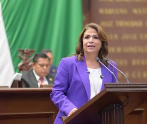 Propone Fabiola Alanís representación de migrantes en el Congreso de Michoacán  