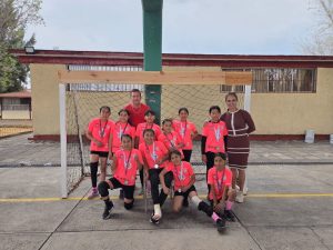Equipo de la primaria José Vasconcelos obtuvo 2do lugar estatal Michoacán handball femenil