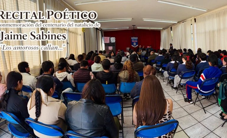En Preparatoria Taximaroa se realizó Recital Poético en homenaje al poeta Jaime Sabines