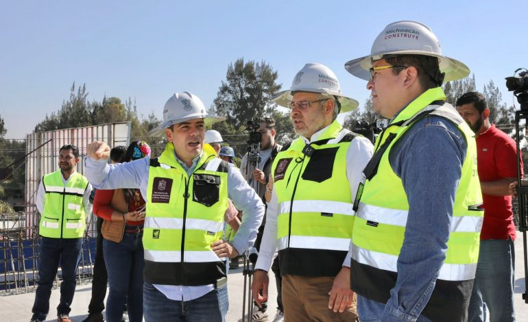 En abril se abre circulación de carriles elevados del puente de Policía y Tránsito de Morelia: Bedolla