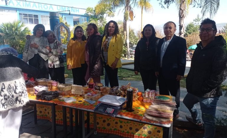 En prepa Taxi imparten la conferencia “La Feria de la Conserva y Ciudad Hidalgo”