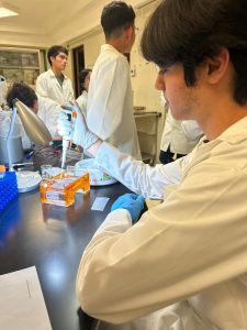 Estudiante del Cecytem busca representar a México en Lituania y Brasil