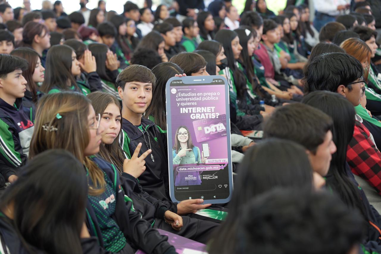 Hoy se abre nuevo registro a Programa Data, para que más estudiantes accedan a internet: Iemsysem