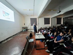 Fortalece FGE cultura de protección de datos personales en estudiantes de Morelia