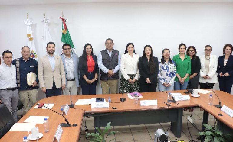 Octavio Ocampo llama a modernizar y blindar el sistema electoral en apertura de mesas por reforma