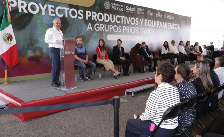 Más de mil michoacanos impulsarán su economía con nuevos proyectos productivos: Bedolla