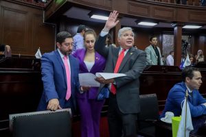 Aprueba Congreso eliminar plásticos de un solo uso en dependencias gubernamentales