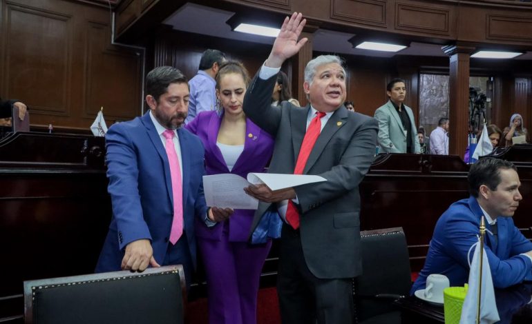 Aprueba Congreso eliminar plásticos de un solo uso en dependencias gubernamentales