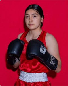 Alumna del Cecytem llega a semifinales en torneo internacional de boxeo