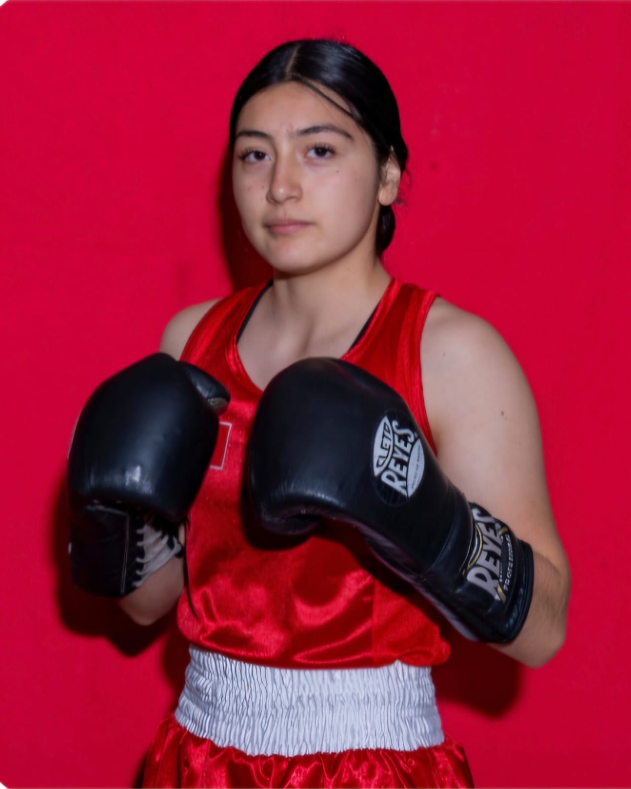 Alumna del Cecytem llega a semifinales en torneo internacional de boxeo