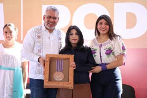 Jommaly Estévez, joven promesa de la física que conquistó la Presea Eréndira