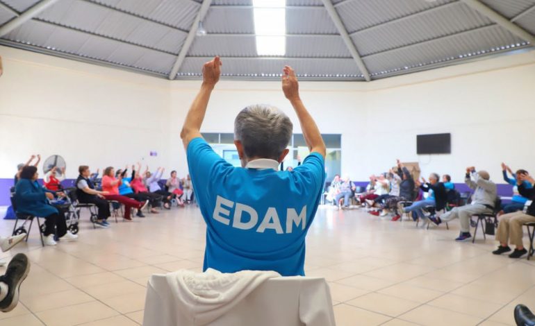 Paola Delgadillo promueve la movilidad y autonomía de los adultos mayores