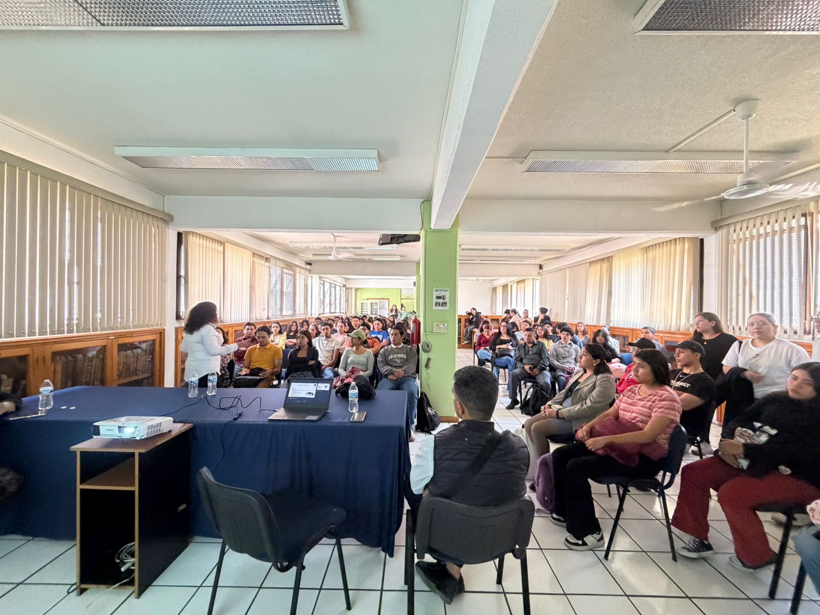 Fortalece FGE Michoacán la prevención de delitos cibernéticos en estudiantes de Morelia