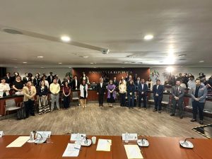 Impulsará Raúl Morón reforma para garantizar el «Uniforme Neutro» en México