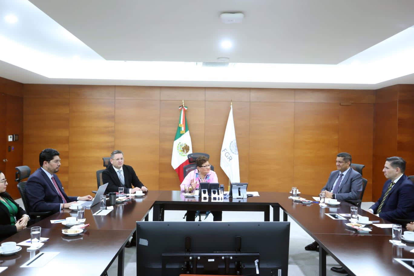 TITULAR DE FGR NOMBRA NUEVOS FISCALES FEDERALES EN DISTINTOS ESTADOS DE LA REPÚBLICA.