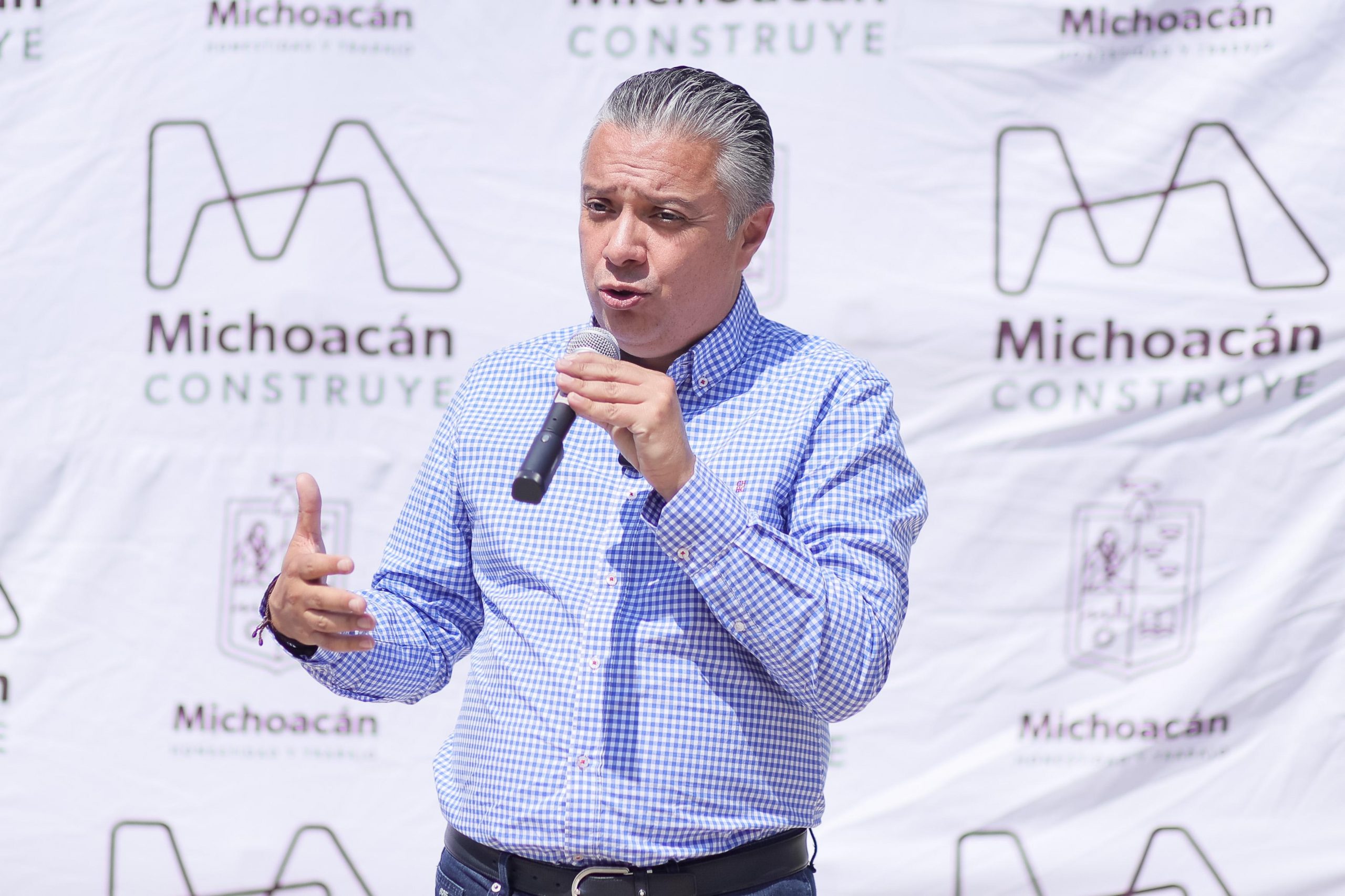 Con incremento del 4.5 por ciento salarial se conjura huelga en el Gobierno de Michoacán.