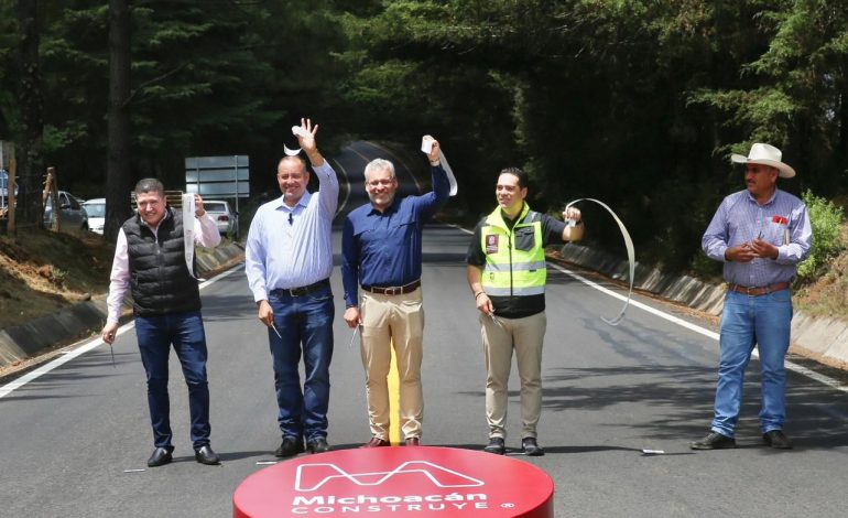 Inaugura Bedolla rehabilitación de la carretera Madero-Tacámbaro; se impulsa el desarrollo agrícola.
