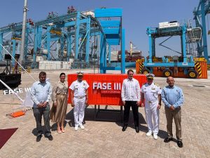 Lázaro Cárdenas se consolida como gigante logístico del Pacífico con la expansión de APM Terminals.