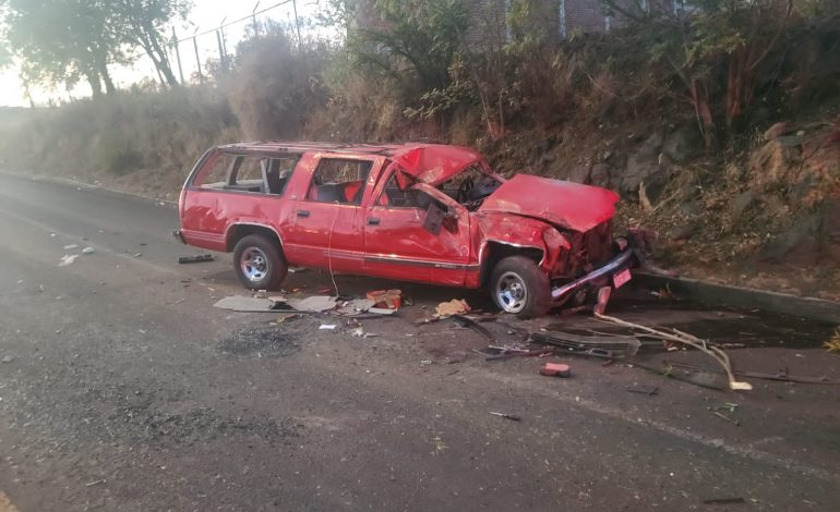 Volcadura en el Circuito Sur de&nbsp; Cd. Hidalgo deja a una persona lesionada.