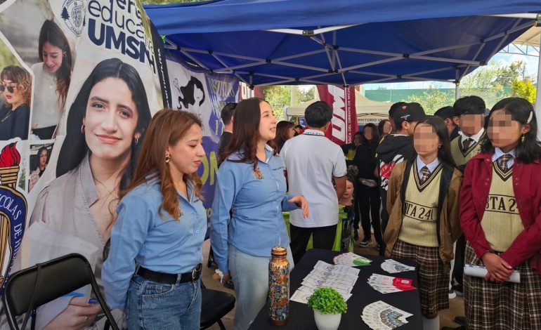 Unidad Profesional de la UMSNH dio a conocer oferta educativa en Irimbo