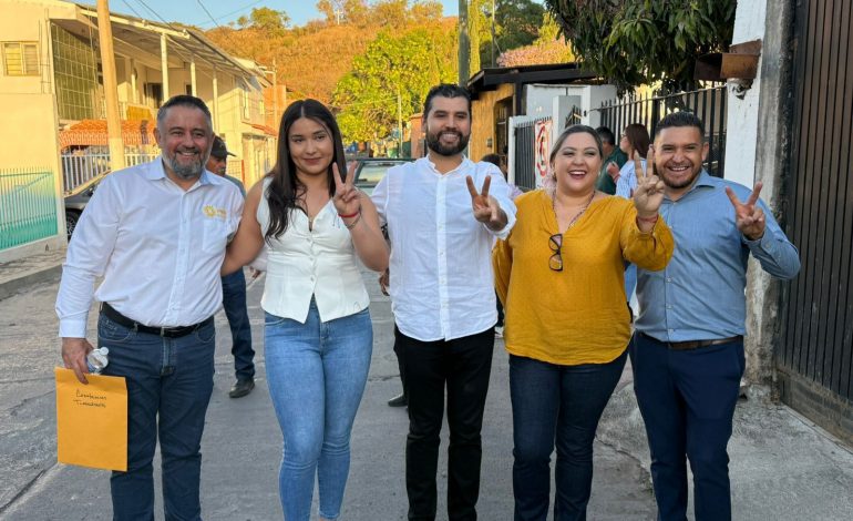 Octavio Ocampo adelanta triunfo del PRD en Tlazazalca tras toma de protesta del Comité Municipal