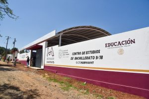Telesecundaria de Uruapan se suma a la estrategia de reconversión educativa: Rogelio Zarazúa